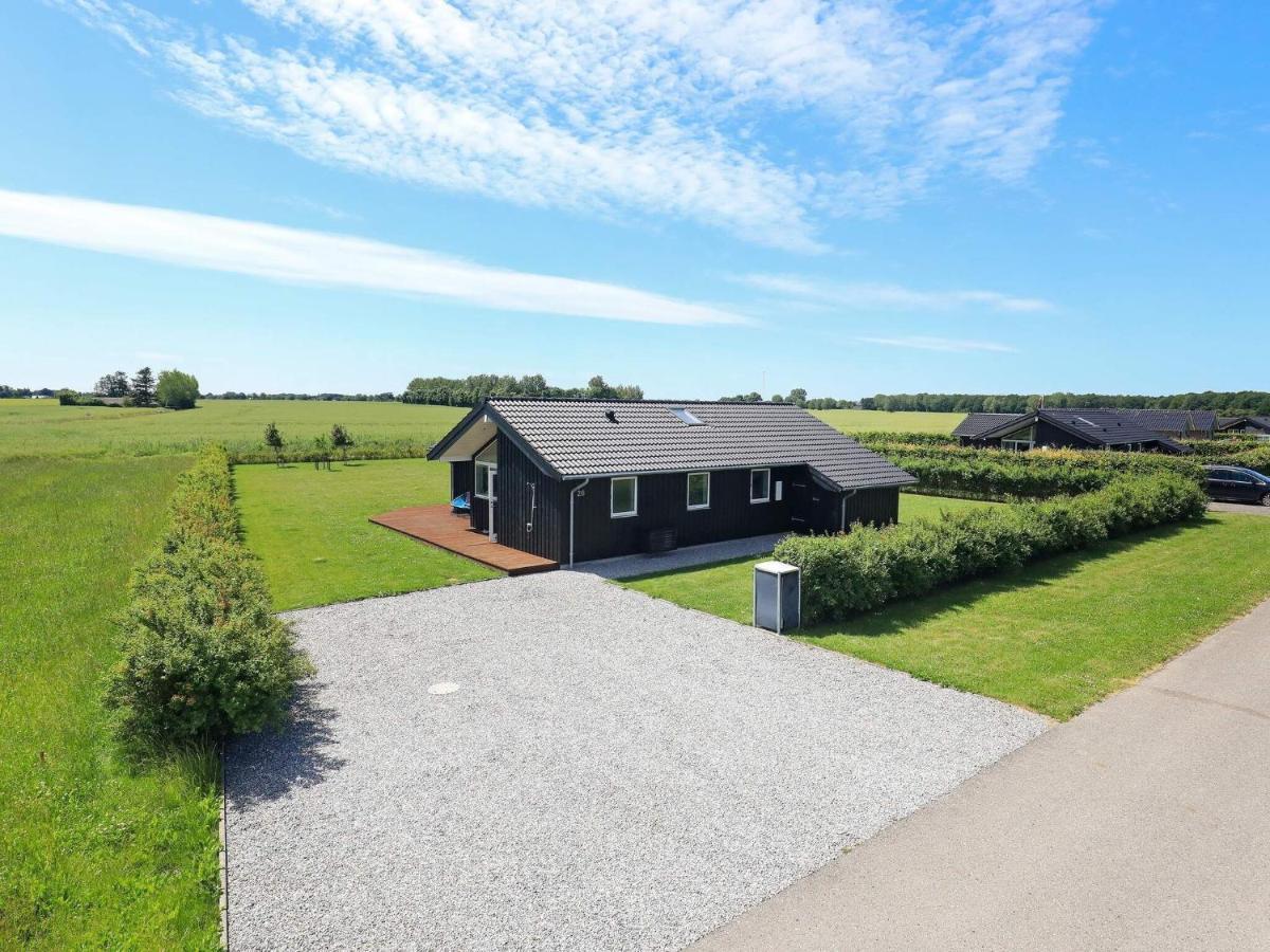 9 Person Holiday Home In Otterup Esterno foto